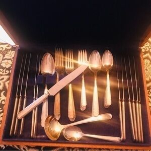 On Trend 68 Piece Oneida Community Tudor Plate Silverware Flatware and Servers